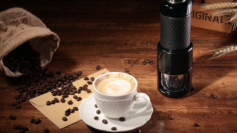Cafetera Portátil de STARESSO, $36 con código AQXB42DF